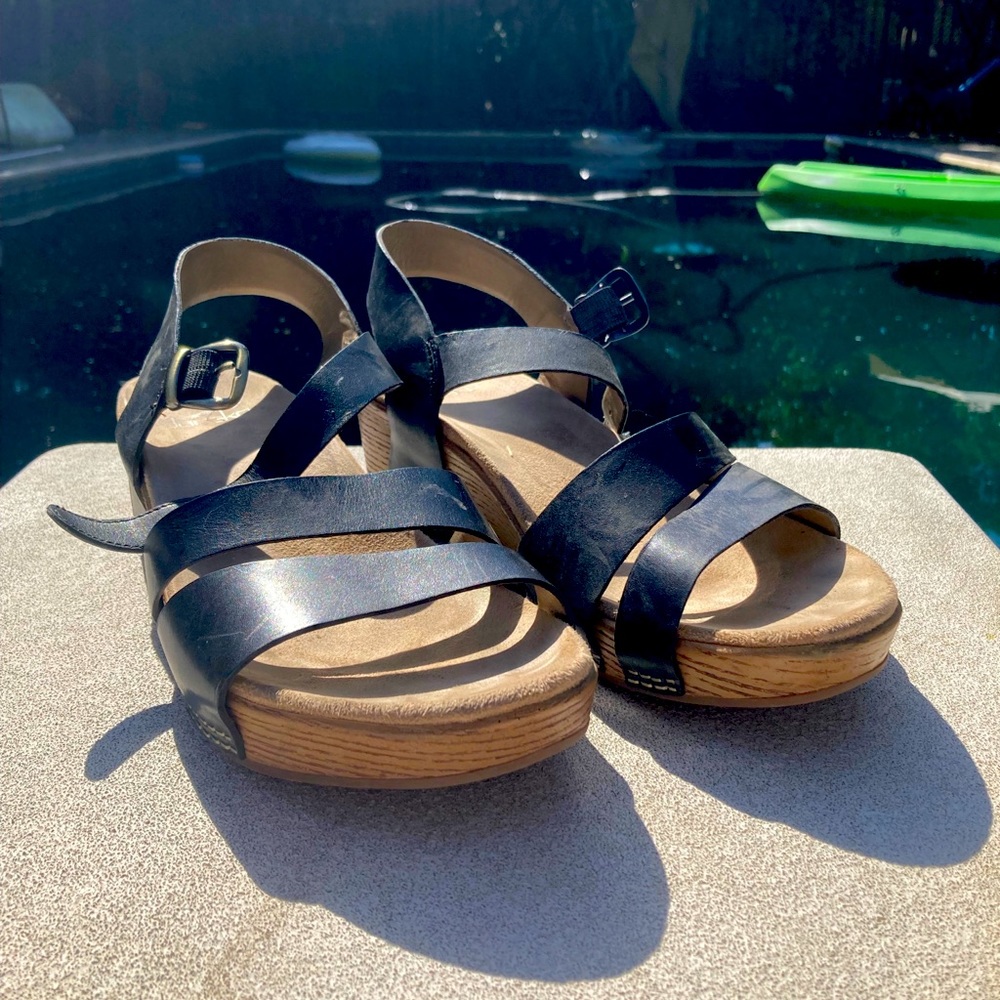 Dansko Lindsey Wedge Sandal Size 40 9.5-10